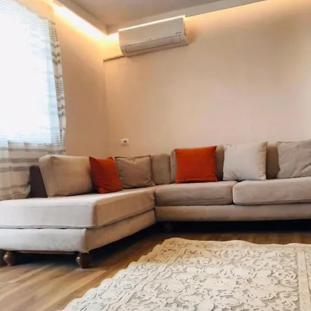 Cozy Apartment Tirana